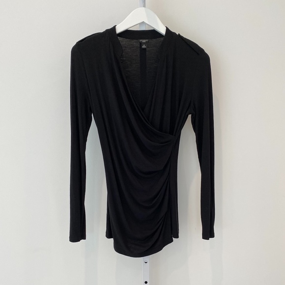 ANN TAYLOR BLACK FAUX WRAP TOP SIZE SMALL PETITE NWOTS! - Picture 6 of 16